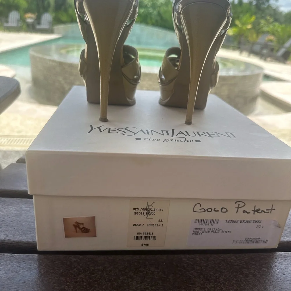 YSL Tribute 105 Sandals – Size 37.5 – Gold Patent Yak Embossed Leather - Picture 3 of 10
